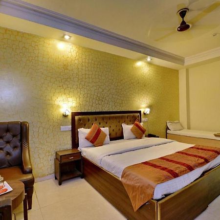 Hotel Diamond Inn Chandīgarh Esterno foto