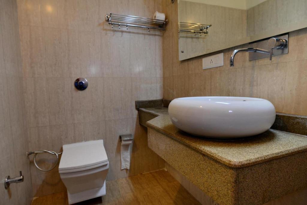 Hotel Diamond Inn Chandīgarh Esterno foto