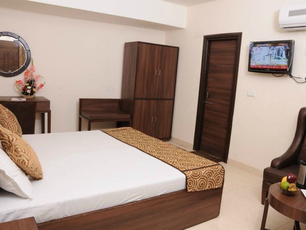 Hotel Diamond Inn Chandīgarh Esterno foto